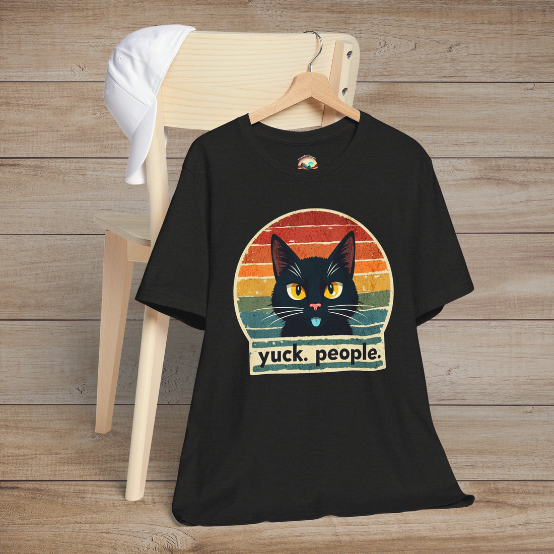 "Yuck. People." Retro Cat T-Shirt – A Must-Have for Cat Lovers
