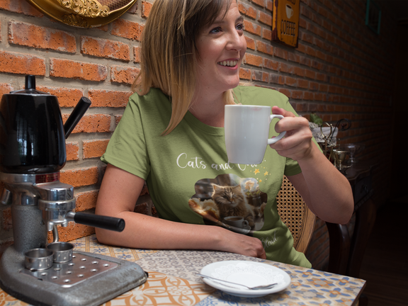 The Cats & Coffee Purrfect Blend T-Shirt – Funny & Cozy Tee