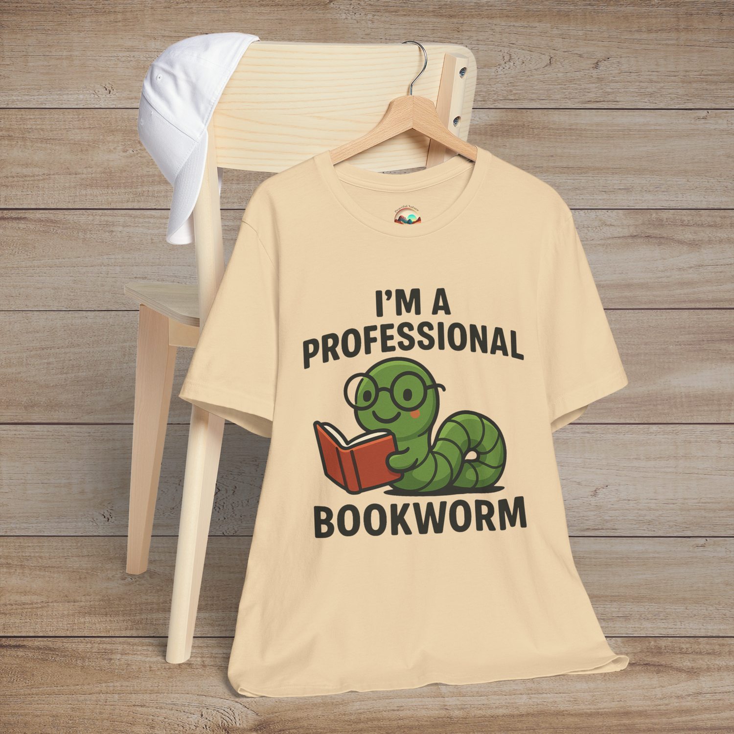 🐛 “I’m a Professional Bookworm” – Fun Graphic Tee for Reading Enthusiasts Soft Cream
