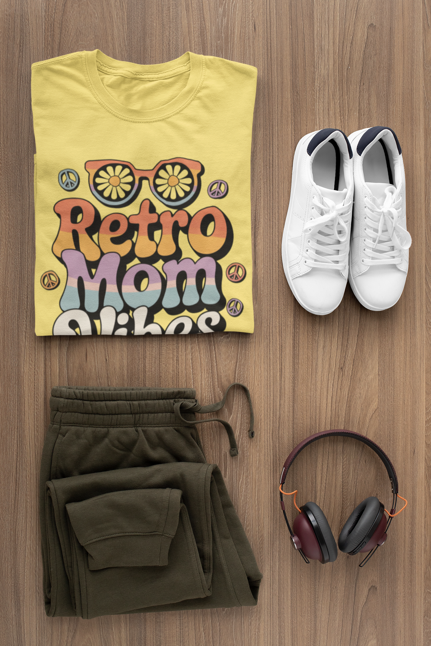 🌸 Retro Mom Vibes – A Groovy Tribute to Flower Power & Mama Magic! 🌼